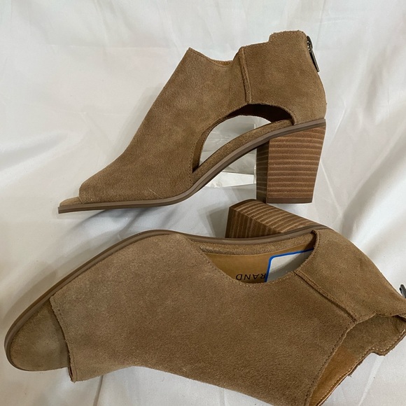 Lucky Brand Keight Tan Suede Peep-Toe Heeled Boots, Women’s Size 7 - Picture 4 of 9
